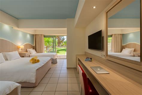 Rooms & Suites - Star Beach Hotel Village