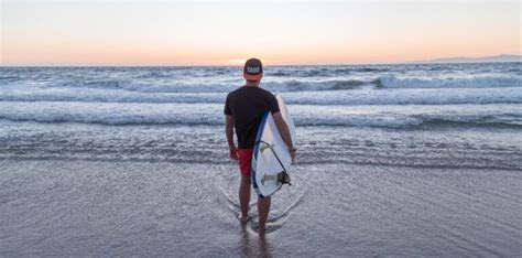 A Guide to Surfing in LA: 21 Excellent Surf Spots — Make the Trip Matter