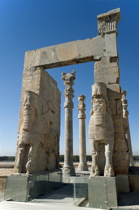 Persepolis Historical Facts and Pictures | The History Hub