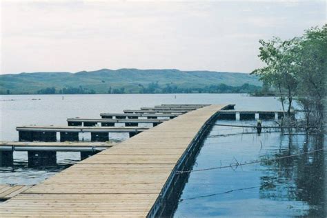 Which do you Prefer, a Private Boat Dock or Public Marina? | VW Docks