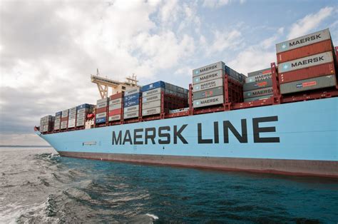 Update: Maersk Ship Hit by Missile, Avoids Boarding in the Red Sea