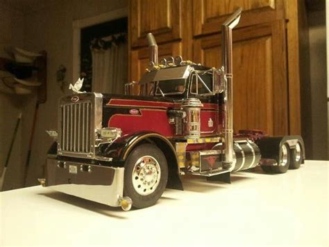 Pin by Dominick Crispino on 1/25 scale trucks | Model truck kits, Model ...