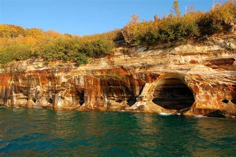 BEST Pictured Rocks Camping (MAP): Backcountry, Tent Camping, RV Parks ...