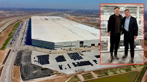 Tesla’s Elon Musk gives US Labor Secretary a tour of Gigafactory Texas