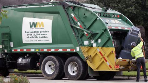 Waste Management Fuels Its Trucks Off Trash