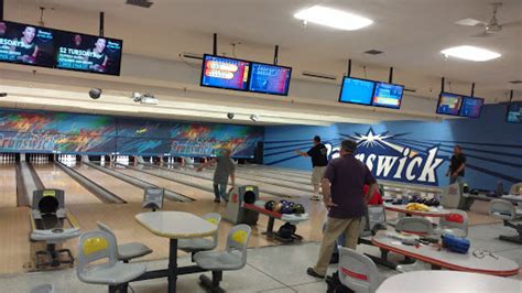 Bowling Alley «Brunswick Zone Classic Lanes», reviews and photos, 1800 ...