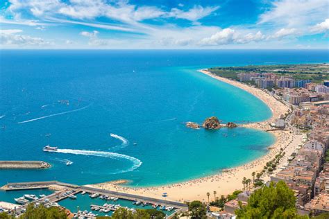 The top 5 best beaches in Blanes