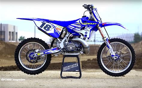 Pro Circuit Yamaha YZ250 2 Stroke ||Dirt Bike Magazine | DERESTRICTED