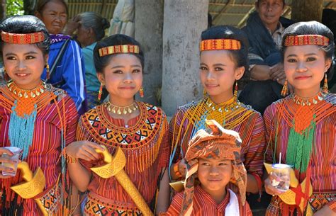 Top 10 Ethnic Groups of Indonesia | Authentic-Indonesia Blog