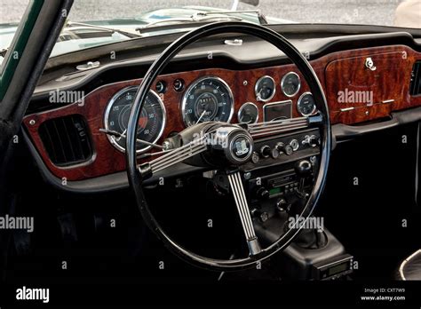 Triumph TR4 IRS interior and dashboard Stock Photo - Alamy