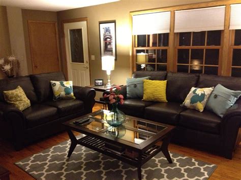 silverdirewolfe: Brown Leather Couch Living Room Decor