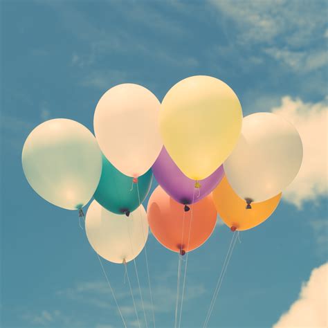 Online crop | nine balloons HD wallpaper | Wallpaper Flare