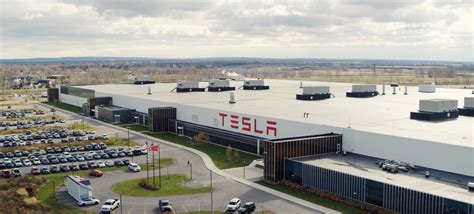 Tesla's Gigafactory 2 is now mainly a Panasonic factory to supply other ...