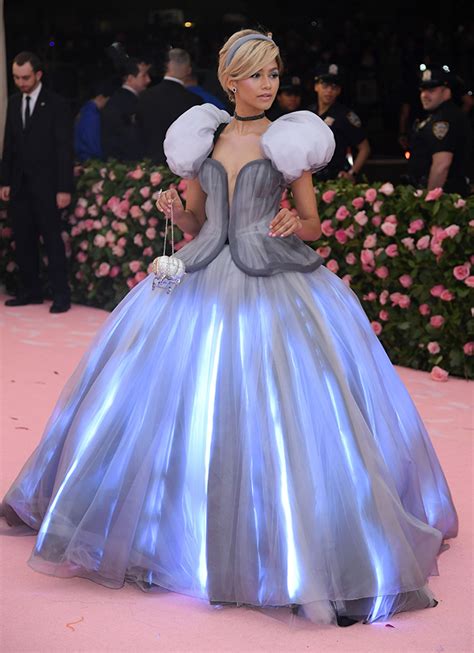 Met Gala 2019: Zendaya Hits Red Carpet as Cinderella & Loses Slipper ...