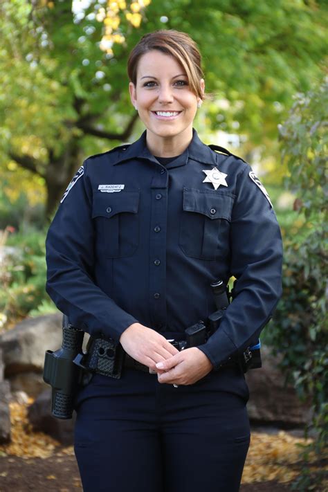 Women in uniform: A 'necessity in today's law enforcement community' | KBOI