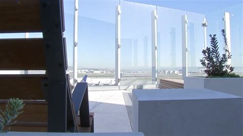 San Francisco International Airport's SkyTerrace Observation Deck opens ...