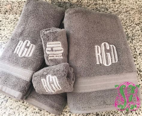 Monogrammed Towel Sets 6 Piece Set | Etsy