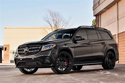 Mercedes-Benz GLS63 AMG Gallery - KC Trends