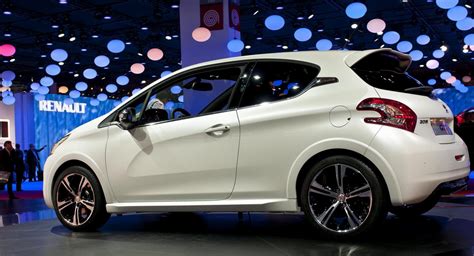 Peugeot 208 GTI Photos and Specs. Photo: 208 GTI Peugeot models and 26 ...