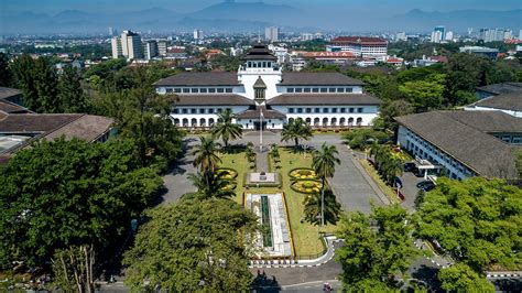 Tempat Wisata Favorit Di Bandung 2018 | Tempat Wisata Indonesia