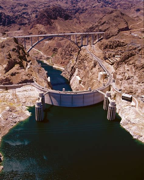 Hoover Dam | Description, Location, Constructino, Facts, History ...