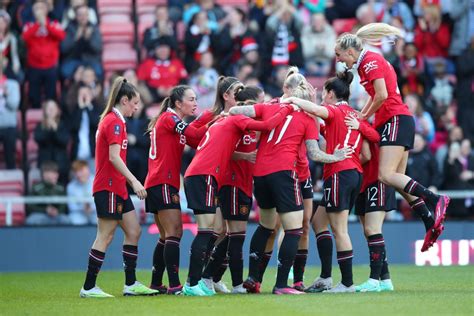 Manchester United see-off plucky Brighton to reach Women's FA Cup final ...