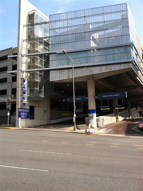 Lot 585 - Union Station Parking Garage - Parking in Washington | ParkMe