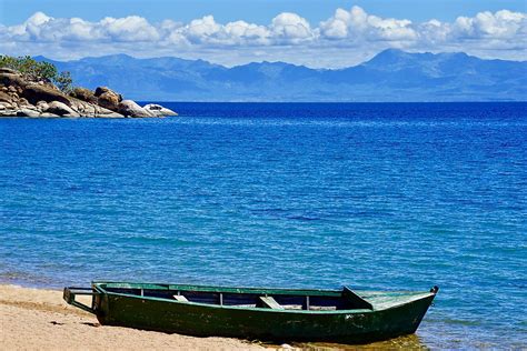 Lake Malawi - WorldAtlas