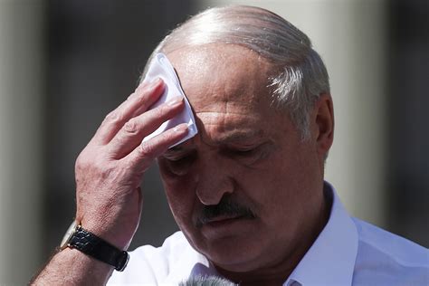 Protesters Confident in Lukashenko's Fall as Dictator's Base Shrinks