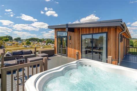 Lodge Holidays in Devon | Cofton Holidays, Dawlish, Devon