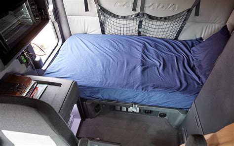 Semi Truck Sleeper Cab Interior | Psoriasisguru.com