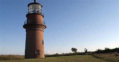 Martha's Vineyard Lighthouse Being Moved Inland - CBS Boston