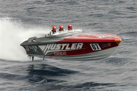 Powerboat Racing Attracts Another UK Celebrity News - Top Speed