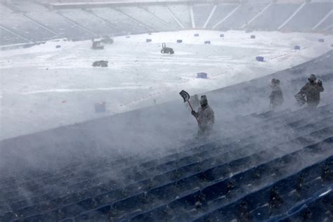 Buffalo Bills put out call for shoveling help for rematch with Kansas ...