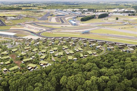 Escapade Silverstone: Sustainable timber architecture gains traction ...