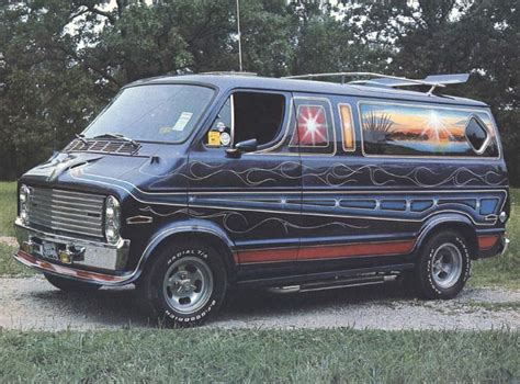 Rock'n'Roll on Wheels: The 1970's Custom Van Craze | Team Jimmy Joe