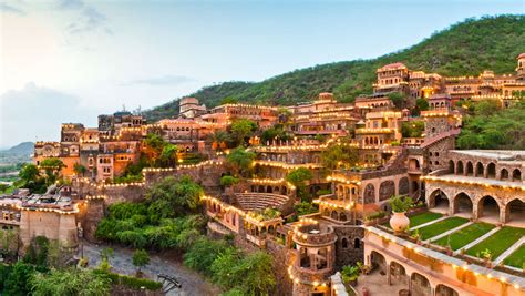 Neemrana Fort Palace|Heritage Resort near Jaipur|Stay near Jaipur