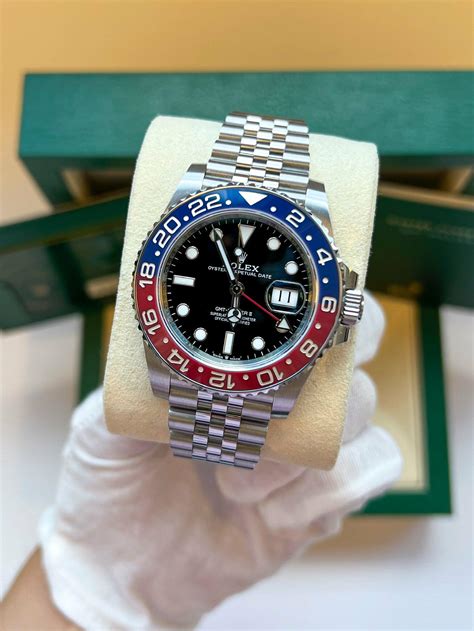 Rolex GMT-Master II - 126710BLRO Pepsi Jubilee - 2022 Unworn