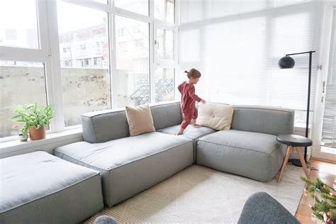 A Modular Sofa for Our Small Space — 600sqftandababy en 2020 | Diseño ...