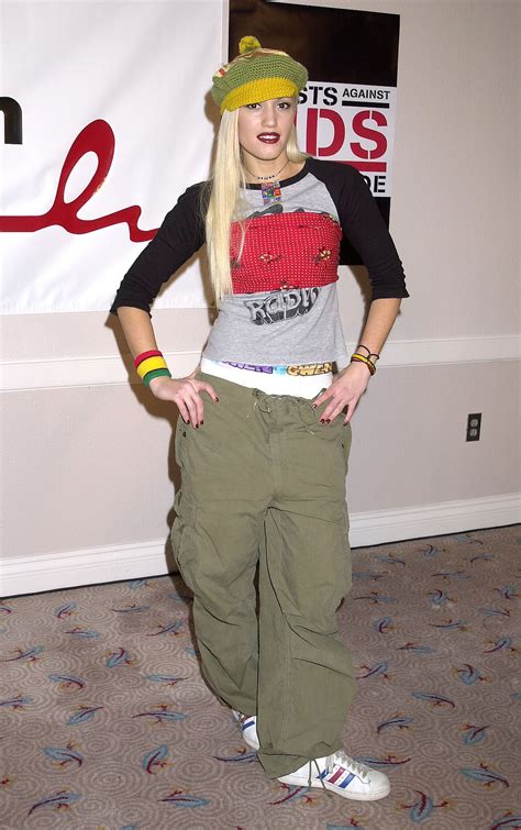 7 Early '00s Fashion Trends That Haven't Come Back, but Totally Should ...