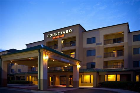 Courtyard by Marriott