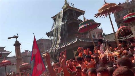 THIMI BISKA JATRA | BHAKTAPUR| 2079 | MADHYAPUR THIMI | CULTURE OF ...