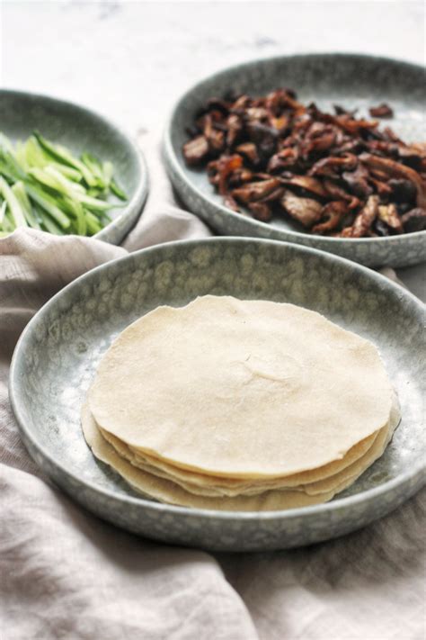 Chinese Steamed Pancakes (for crispy Peking duck) | Supper in the Suburbs