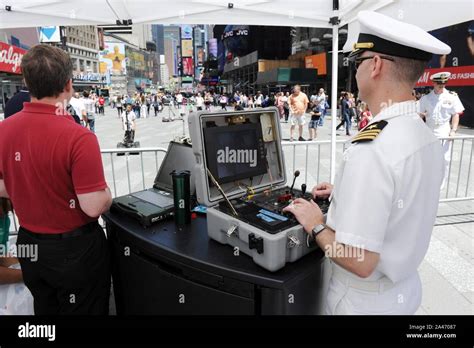 Fleet Week New York Stock Photo - Alamy