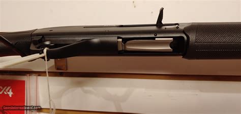 New Winchester SX4 Semi-Auto 20 Gauge 28" barrel chokes included - MOD ...