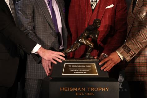 AP Player Of The Year Has Likely Predicted The Heisman Trophy Winner ...