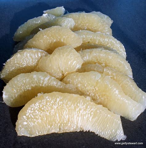 Honey Pomelo - what is it, how to peel it and eat it ... | Pomelo ...