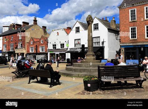 Knaresborough market square hi-res stock photography and images - Alamy