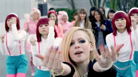 Hello Kitty {Music Video} - Avril Lavigne Photo (38715421) - Fanpop