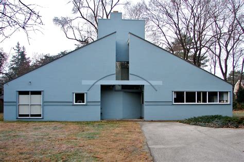 Seven of Robert Venturi's best postmodern projects | Vanna venturi ...